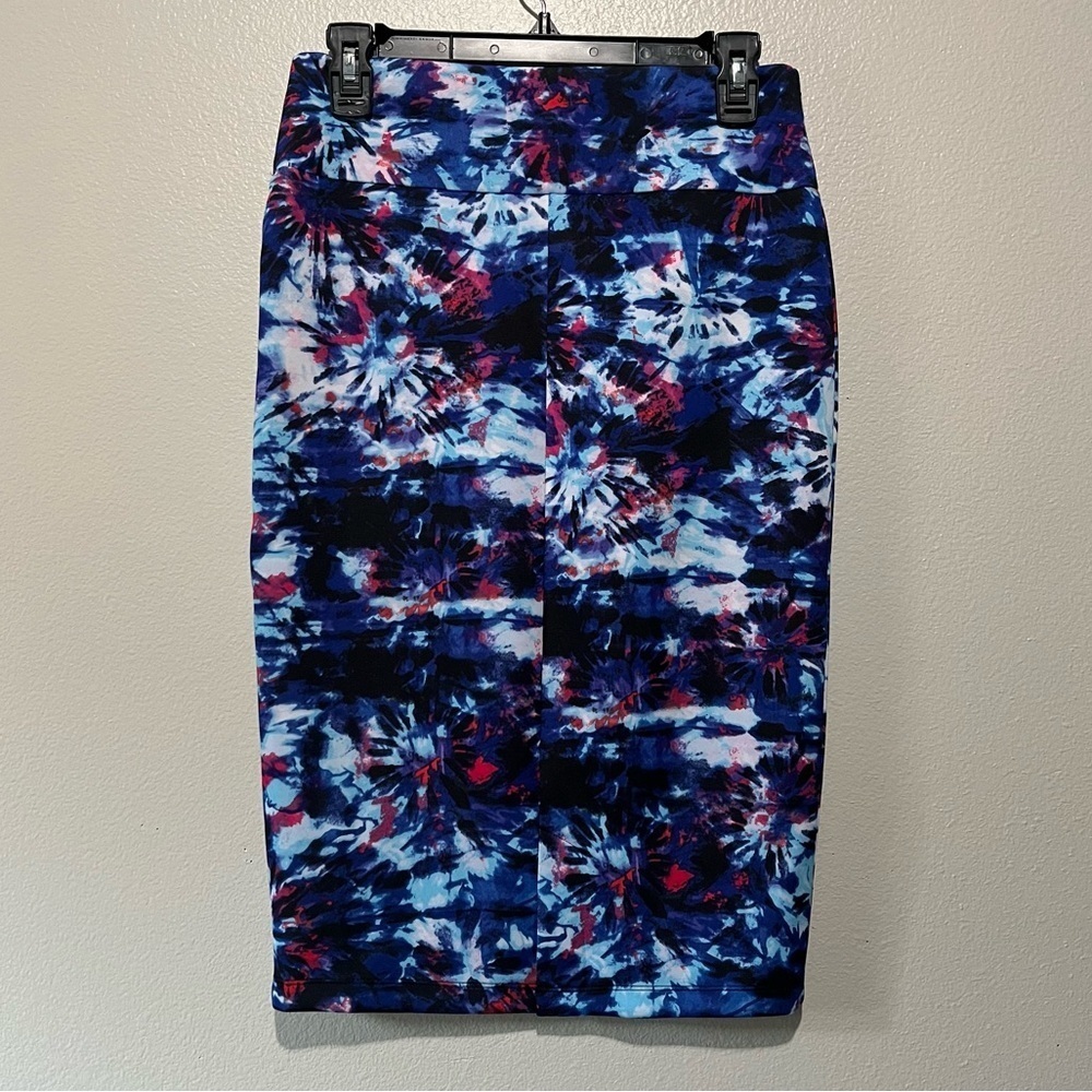 INC- New Midi Skirt with Abstract Design and Slit on Back Size S